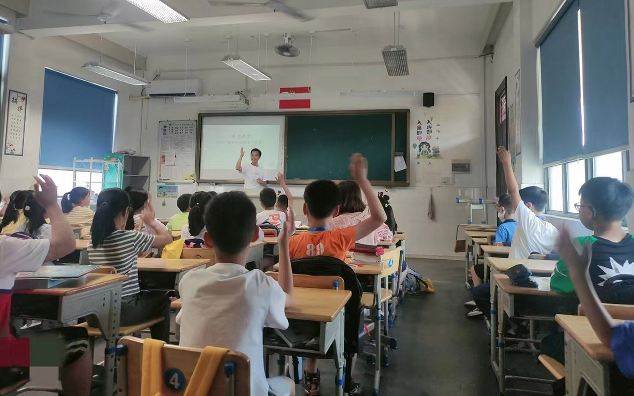 法库冯家小学