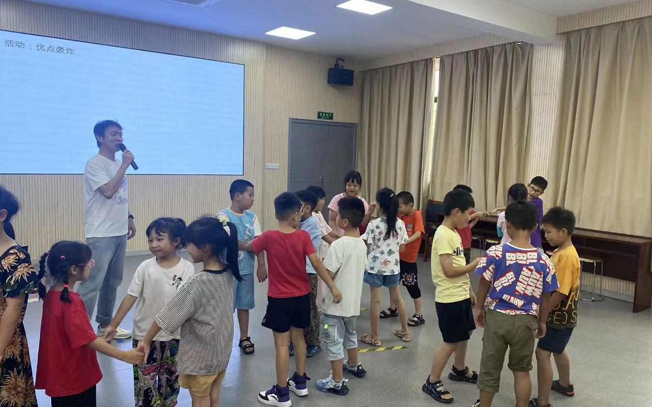 法库龙观乡中心学校